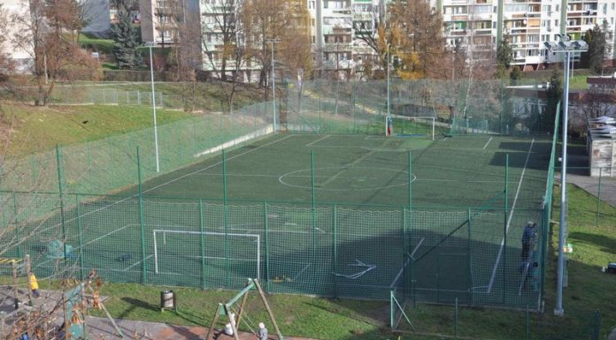 Bochnia. Rozpoczął się remont „Orlika” na os. Niepodległości