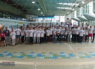 Bochnia. Ruszyła 24-godzinna sztafeta pływacka! Basen świętuje 20. urodziny