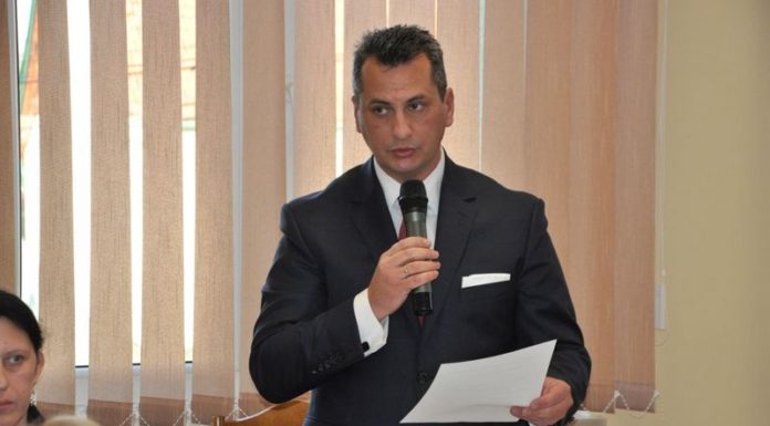 W Rzezawie wciąż niepokój ws. planowanej budowy zakładu produkcji olejów. Wójt wydał oświadczenie