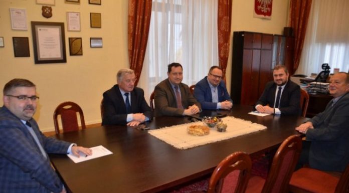 Poseł Bukowiec na posiedzeniu Zarządu Powiatu w Bochni