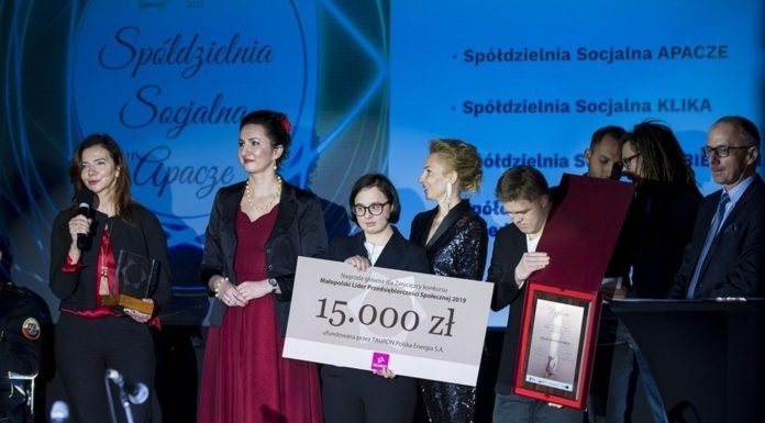 Małopolscy Liderzy Przedsiębiorczości Społecznej nagrodzeni podczas gali w Bochni – ZDJĘCIA