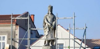 Wkrótce renowacja pomnika Kazimierza Wielkiego