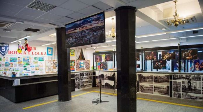 „Trudna Kultura”. Była siedziba banku jak wielka galeria sztuki! – ZDJĘCIA