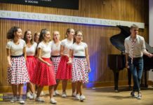 Młode Talenty z Bochni zaśpiewają w Brzesku przeboje grupy ABBA