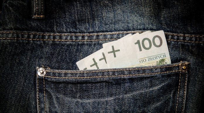 Łapanów. Nie będzie dochodzenia ws. rzekomego przywłaszczenia 70 tys. zł z konta parafii