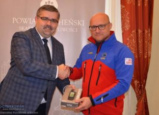 Starosta przekazał sprzęt dla GOPR