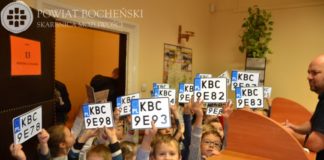 Nietypowe odwiedziny. Przedszkolaki zwiedzały starostwo