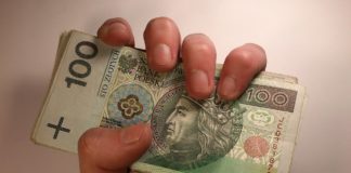 „Skubanie samorządów” – komentarz eksperta Business Centre Club