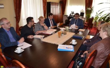 Spotkanie władz powiatu i dyrektorów szkół. Będą zmiany?