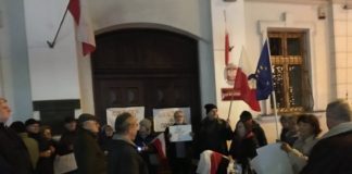 Bochnia i Brzesko. Manifestacje w obronie sądów