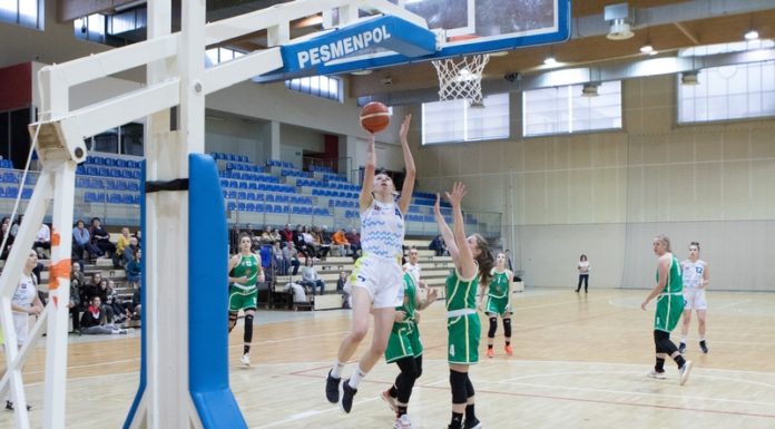 Koszykówka: Sokołów lepszy od Bochni, ale obie ekipy z awansem do półfinałów Mistrzostw Polski U-22 – ZDJĘCIA