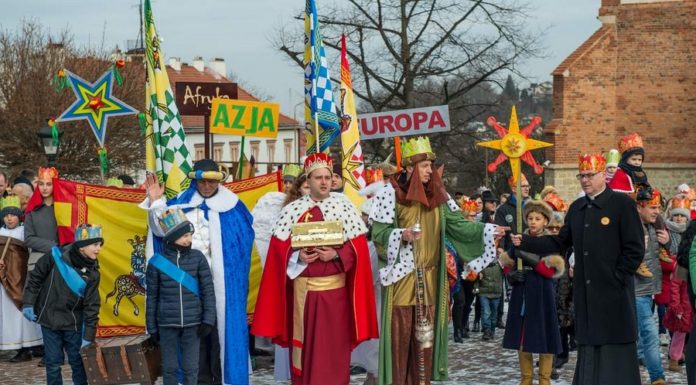 Setki bochnian w orszakach Trzech Króli – ZDJĘCIA