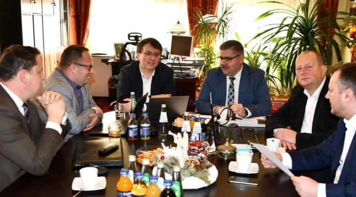 Radni wojewódzcy na posiedzeniu Zarządu Powiatu