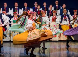 Kolorowy Zespół Pieśni i Tańca „Śląsk” wystąpił w Bochni – ZDJĘCIA