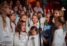 Piękny koncert kolęd w Gierczycach – ZDJĘCIA