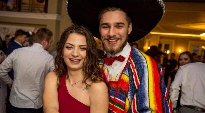 Studniówka ZS Nr 2 – ZDJĘCIA