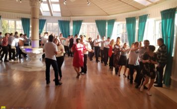 Ponad 240 osób bawiło się na balu osób niepełnosprawnych – ZDJĘCIA