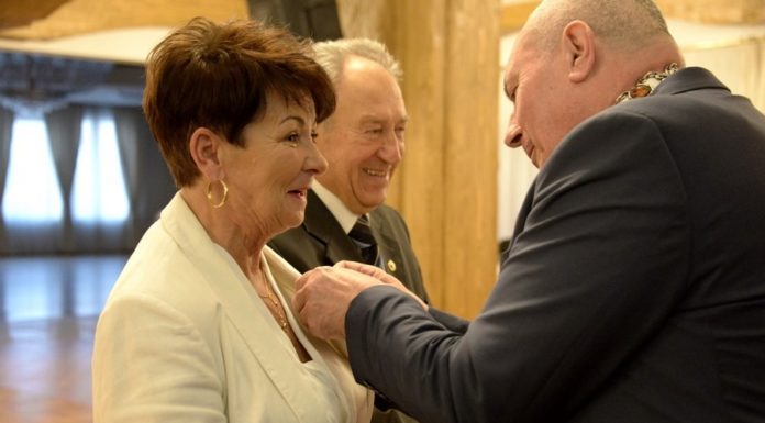 Bochnia. Pół wieku razem! 36 par dostało medale od Prezydenta RP – ZDJĘCIA