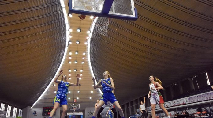2. liga koszykówki. Sosnowiec mało gościnny. W środę rewanż u nas – ZDJĘCIA