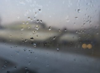 Pogoda na czwartek: Deszcz i deszcz ze śniegiem