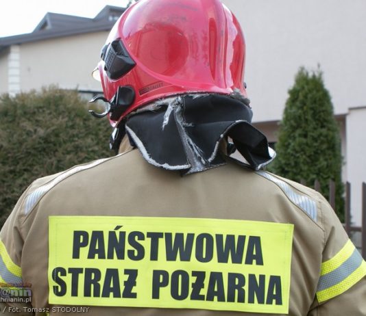Tragiczny pożar pustostanu w Jurkowie. W środku znaleziono ciało mężczyzny