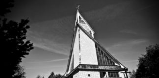 Śmierć proboszcza Drwini. „Przyczyną nie był koronawirus”