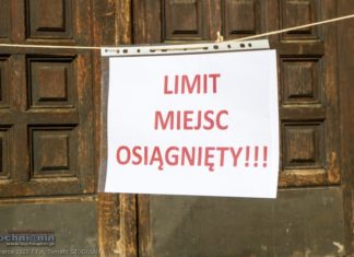 Bocheńszczyzna. Policja wzywana do sprawdzenia liczby wiernych na mszy