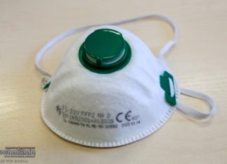 Strażacy i samorządowcy wspólnie kupili maski i płyn dezynfekujący