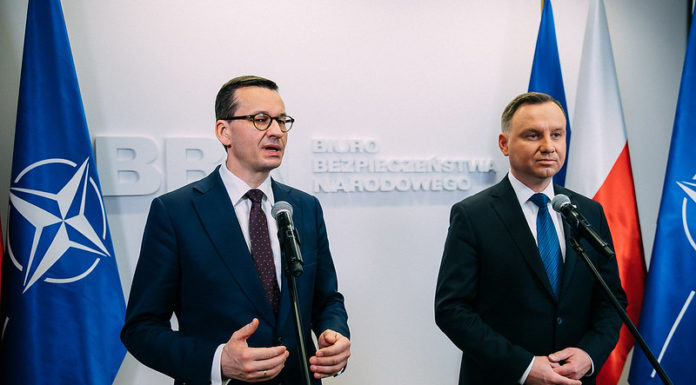 Morawiecki: 99,5 proc. osób objętych kwarantanną trzyma się ściśle procedur