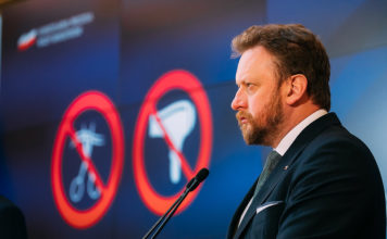 Szumowski: lepsze są wybory korespondencyjne niż w lokalach wyborczych