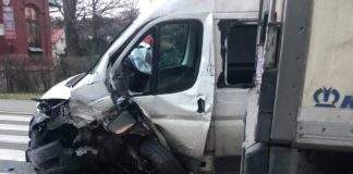 Wypadek na DK94 w Łapczycy, Zderzenie audi, busa i ciężarówki, są poszkodowani – ZDJĘCIA