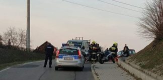 Wypadek motocyklistów w Leszczynie. 1 osoba trafiła do szpitala