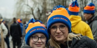 „Pomaganie przez Morsowanie”: Zebrano ponad 13 tys. zł! Do akcji dołączyły też morsy w Austrii