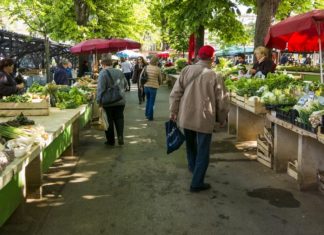 Bochnia. Burmistrz zawiesił handel na targowisku przy ul. Partyzantów