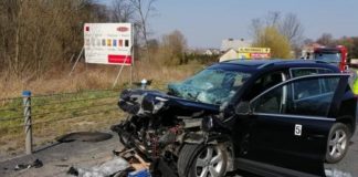 Trzy osoby ranne w wypadku na DK75 koło Brzeska