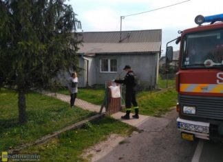 W Gminie Bochnia maseczki mieszkańcom rozwożą strażacy OSP