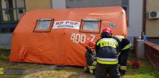 Bochnia. Przed szpitalem stanął specjalny namiot. To tam najpierw trafią pacjenci