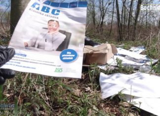 Materiały ZUS-u porzucone w krzakach nad Rabą w Bochni – WIDEO
