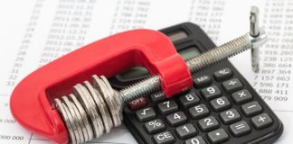 Samorządowcy: znaczne ubytki przychodów; cięcia inwestycji ostatecznością