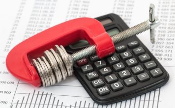 Bochnia szuka oszczędności, rozważa gaszenie światła