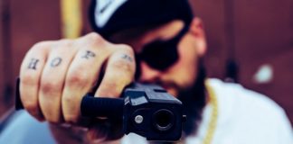 Napad rabunkowy w centrum Brzeska. Skradziono 700 tys. złotych?