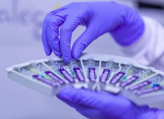 „Wyborcza”: Kraków wstrzymuje wykonywanie testów na koronawirusa. Sanepid: nieprawda