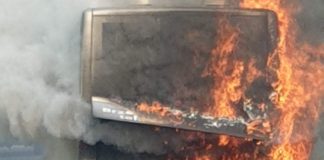 Pożar autokaru MPK w Porębie Spytkowskiej – WIDEO