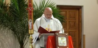 Łąkta Górna: Ks. Janusz Czajka odczytał przeprosiny. Wspomniał też o atakach na Kościół i jego osobę – WIDEO