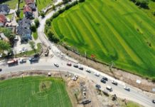 Remont na ul. Wiśnickiej. Mocno zawężony skręt w ul. Strzelecką – ZDJĘCIA