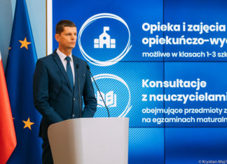 MEN: od 25 maja zajęcia opiekuńcze w klasach I-III oraz konsultacje dla ósmoklasistów i maturzystów