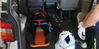 Dyspozytor odmówił wysłania karetki. Do szpitala kolegę zawieźli druhowie OSP