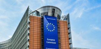 KE wycofa 1,5 mln maseczek, co do których kraje zgłaszały wątpliwości