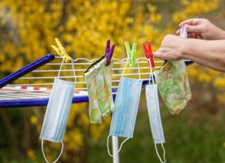 Naukowcy dowiedli, że ludzie boją się powrotu do normalnego życia po pandemii