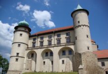 Od piątku Zamek w Wiśniczu znów otwarty dla turystów. Są jednak nowe zasady